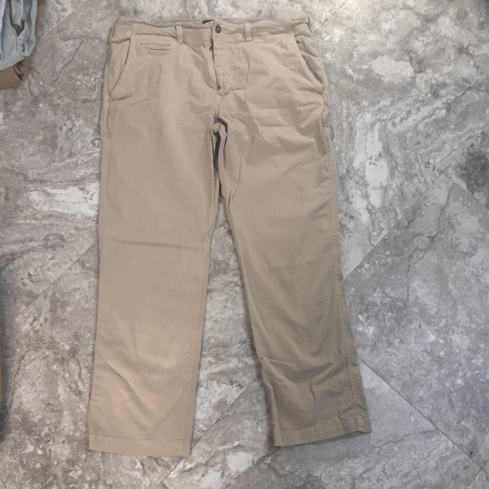 AE khakis 38x32